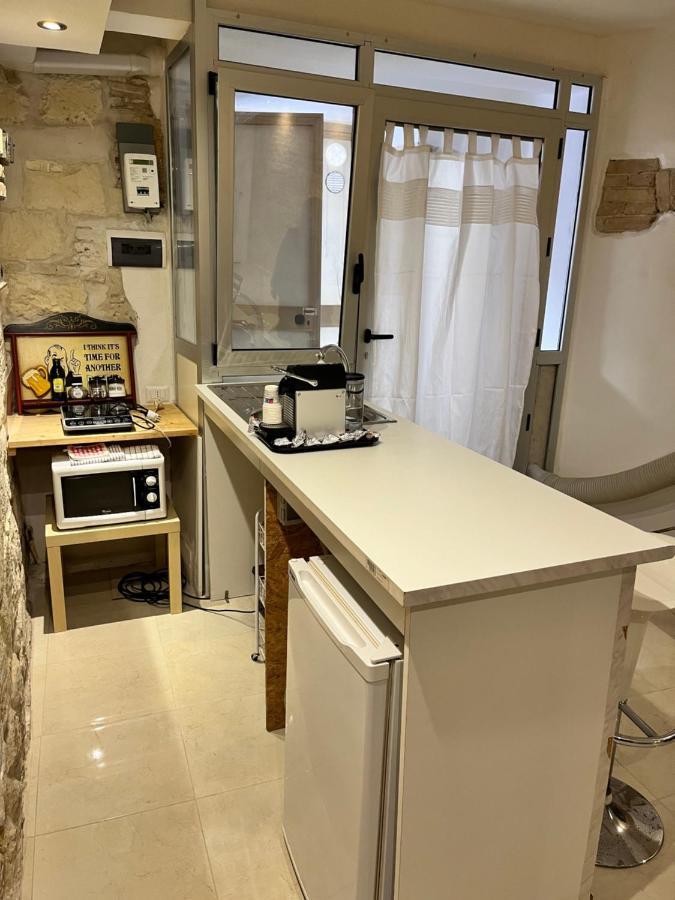 House74 Apartment กาญารี ภายนอก รูปภาพ