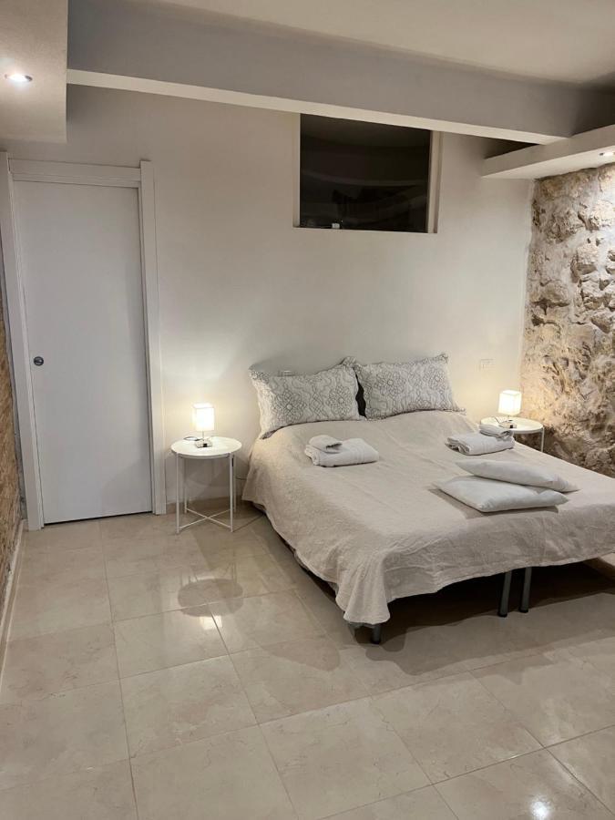 House74 Apartment กาญารี ภายนอก รูปภาพ